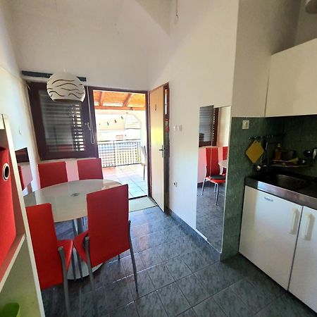 Unique Apartments Malinska Luaran gambar