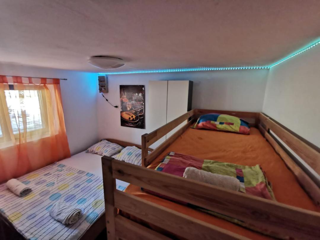 Unique Apartments Malinska Luaran gambar