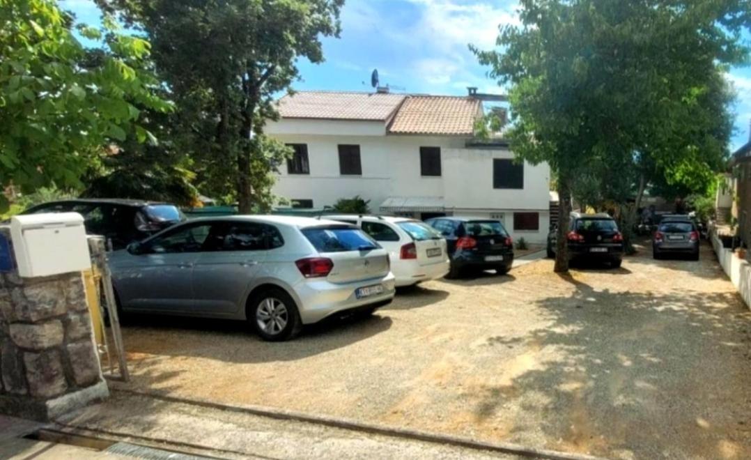Unique Apartments Malinska Luaran gambar