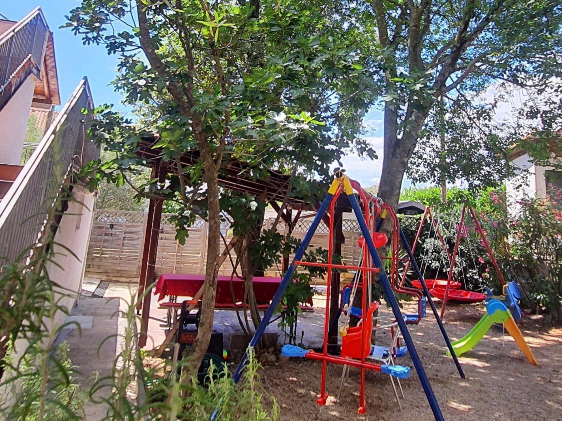 Unique Apartments Malinska Luaran gambar